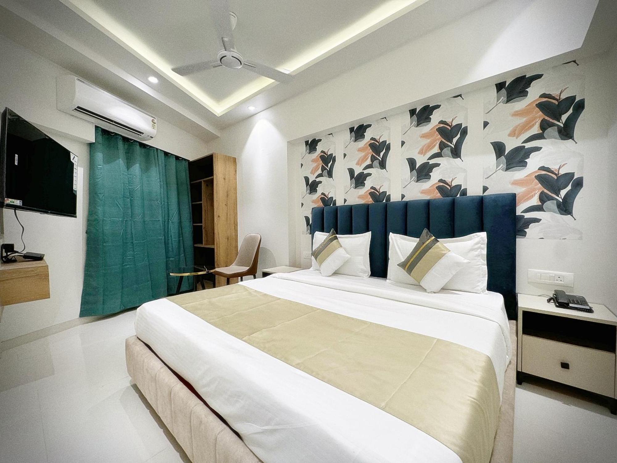 The Orion Premium Suites Mumbai Exterior photo